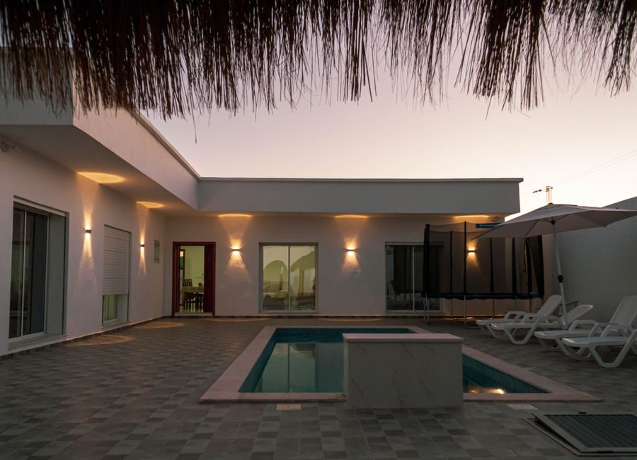 Photo 2 de villa piscine sans vis a vis Djerba