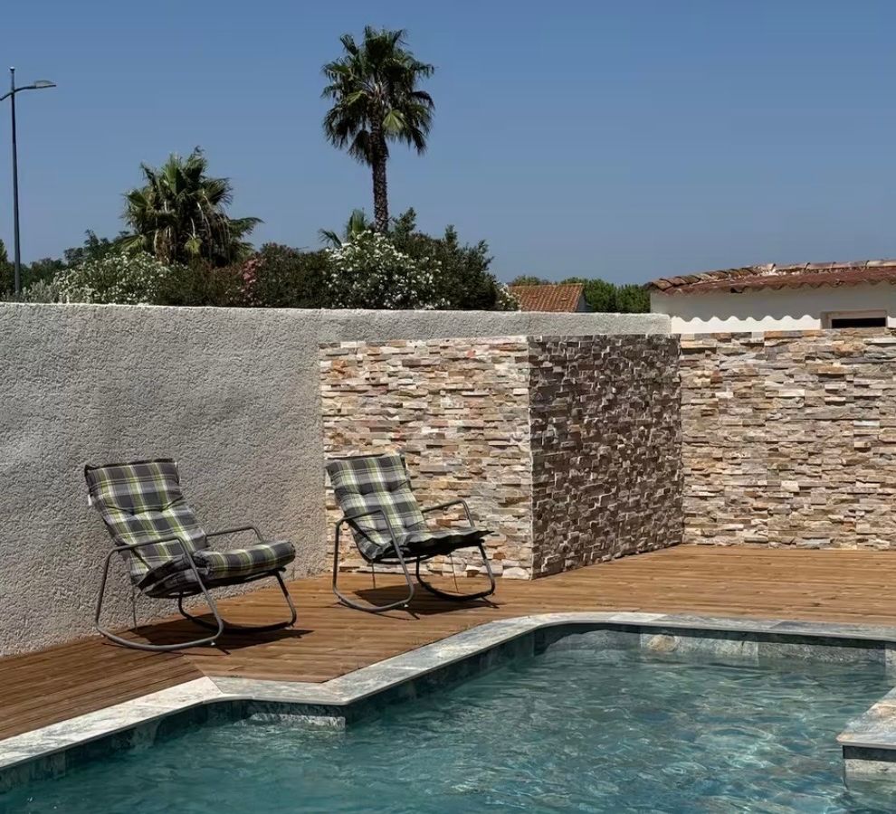 Photo de Villa avec piscine, sans vis à vis, proche de la mer