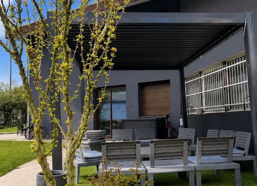 Photo 2 de Maison spacieuse avec jardin, parking et Wi-Fi – proche de la vieille ville