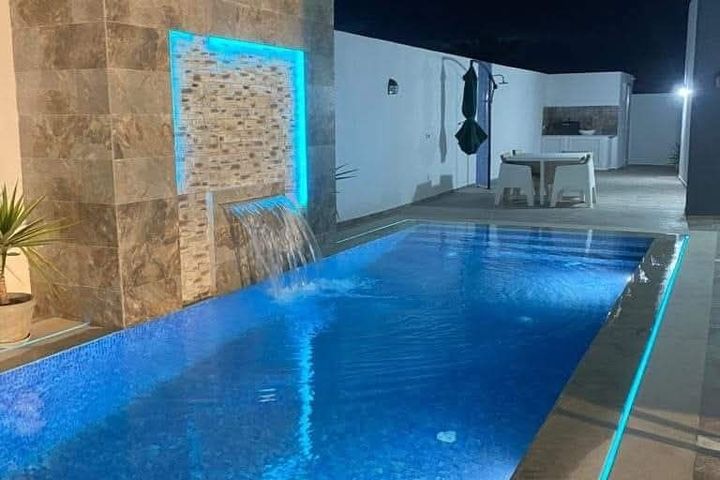 villa avec piscine sans vis-à-vis djerba