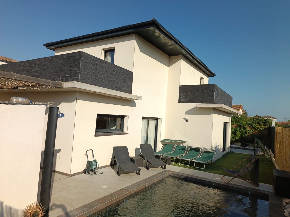 Photo de Villa avec piscine