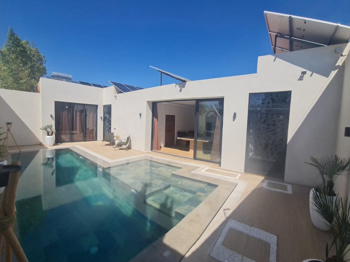 Photo de Villa design piscine privée, accès direct depuis le salon – Marrakech