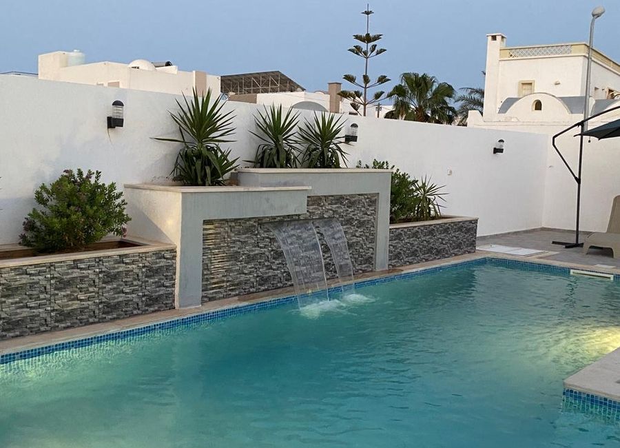 Photo 1 de Belle villa haut standing avec piscine à Djerba