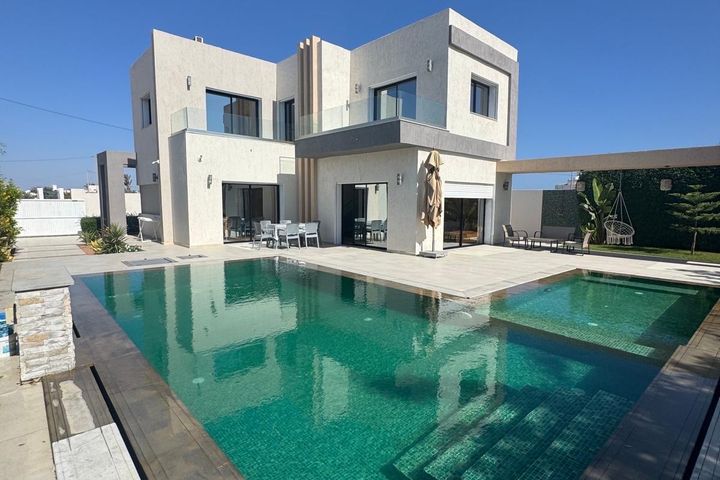 Villa haut standing vue sur mer à djerba