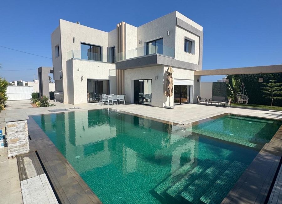 Photo 1 de Villa haut standing vue sur mer à djerba