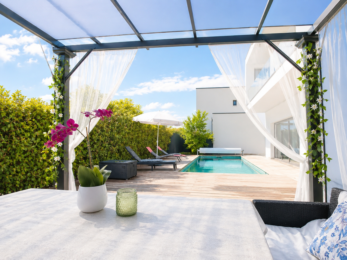 Photo de Villa avec piscine sans vis à vis  – Détente et soleil à 15 min de la mer