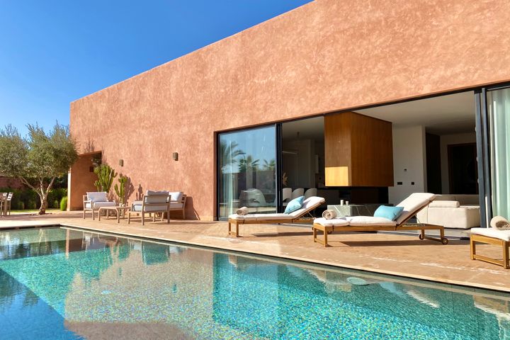 Villa moderne piscine sans vis à vis