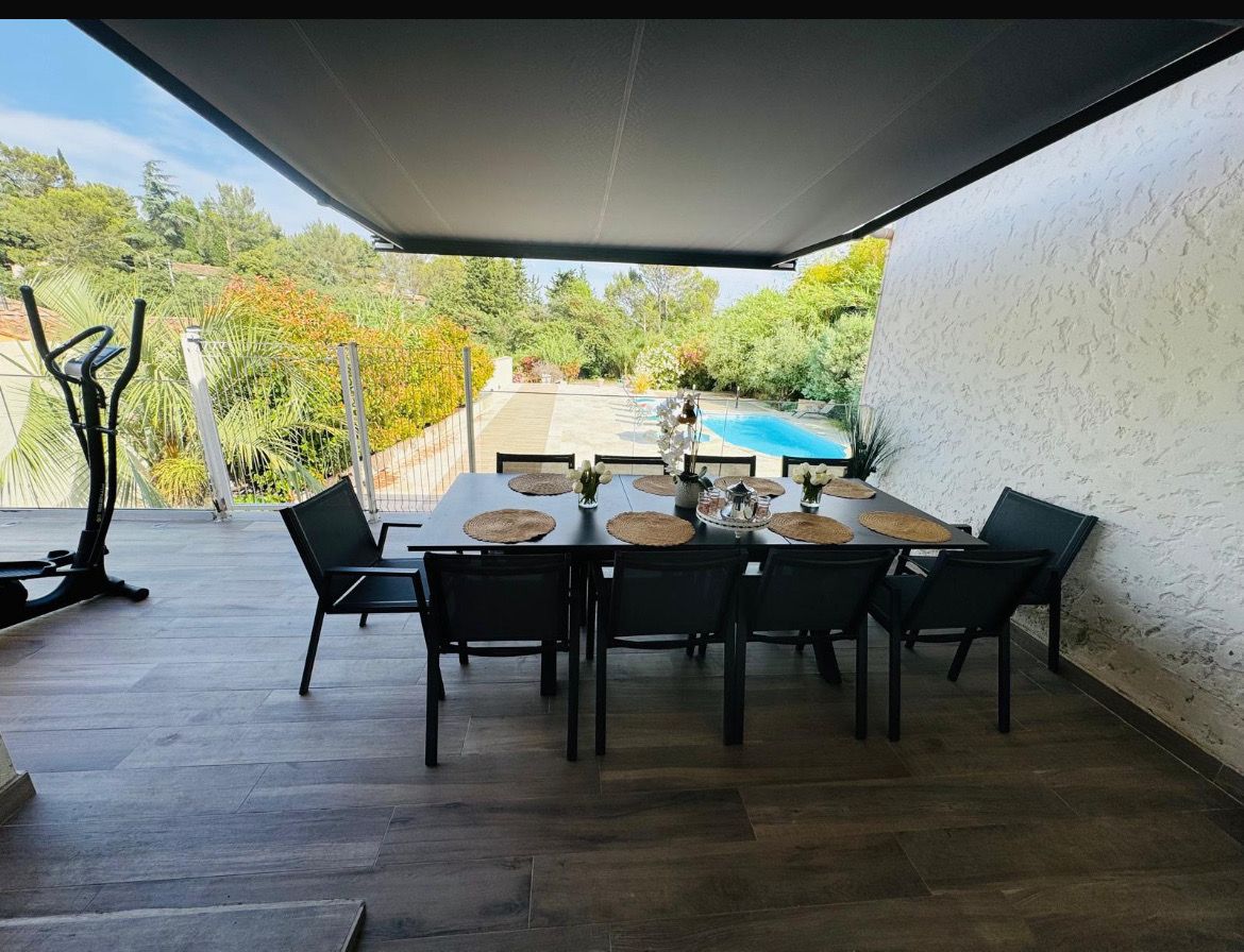 Photo de Villa familiale avec piscine privée, climatisation et grand jardin de 1 500 m² – Jusqu’à 8 personnes