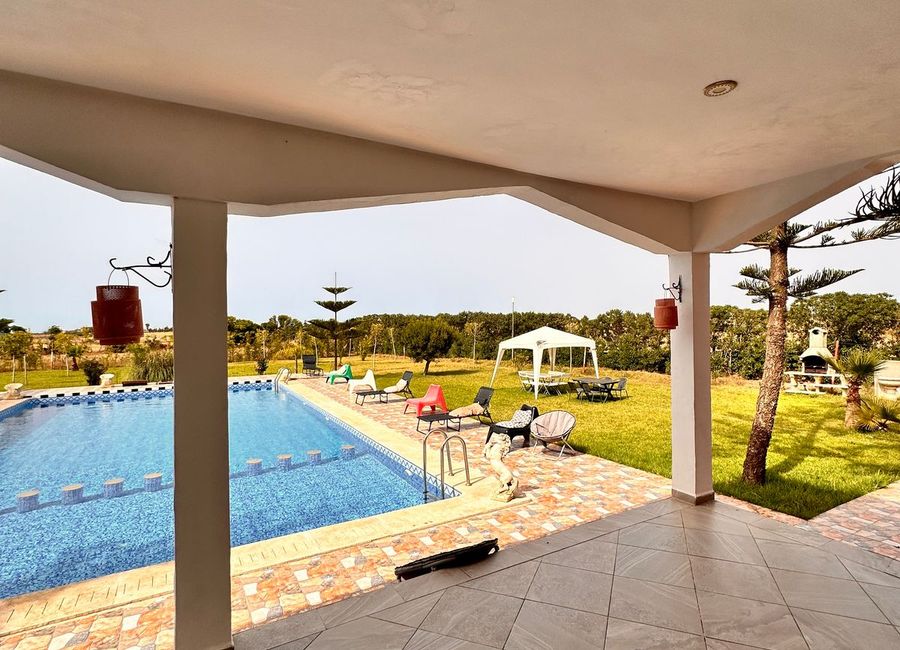 Photo 1 de très jolie ferme Avec grand piscine totalement privée 