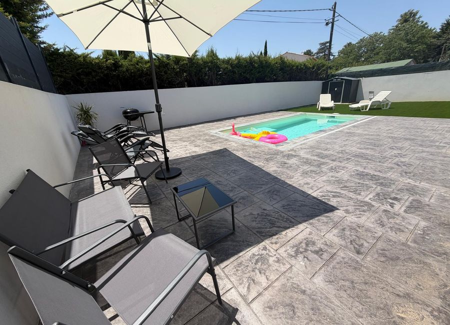 Photo 1 de villa sans vis à vis entièrement climatisé
