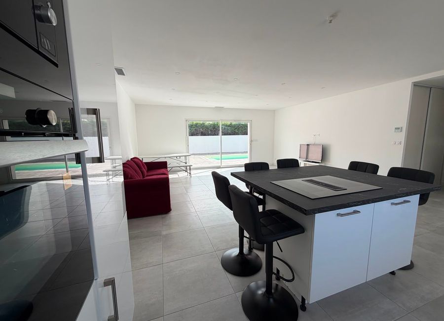 Photo 3 de villa avec piscine sans vis a vis de 110m2