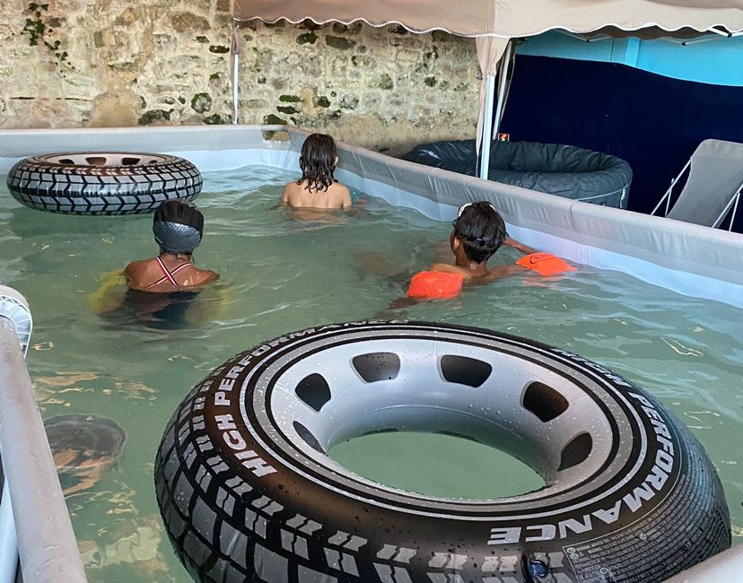 Photo 1 de maison gîte familial de vacance piscine chauffée et jacuzzi pas chère 