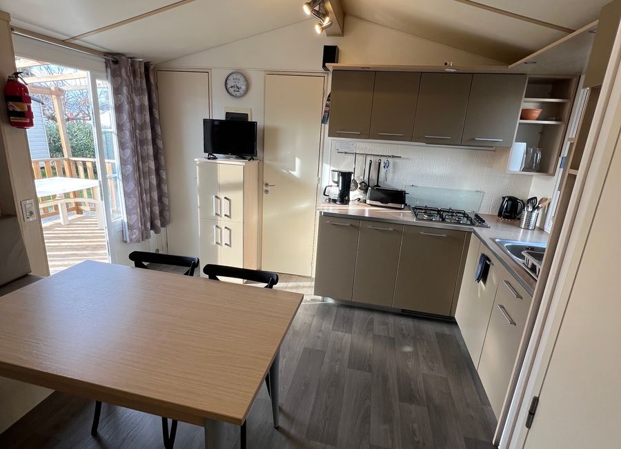 Photo 2 de mobil home 32m2 6 personne TV CLIM 