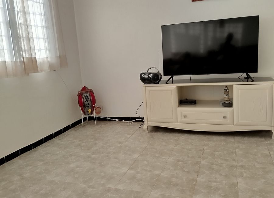 Photo 2 de Bel appartement Oran*AKID*