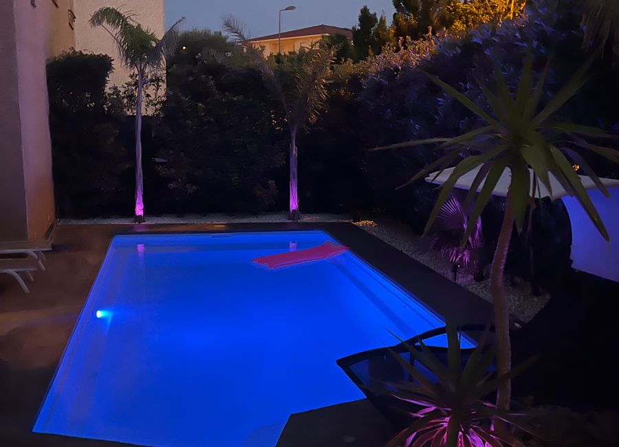 Photo 2 de villa avec piscine et jacuzzi proche de la plage