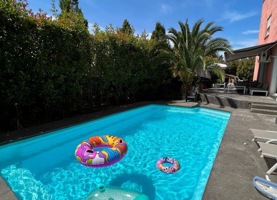 Photo 1 de belle villa avec piscine et jacuzzi proche de la mer
