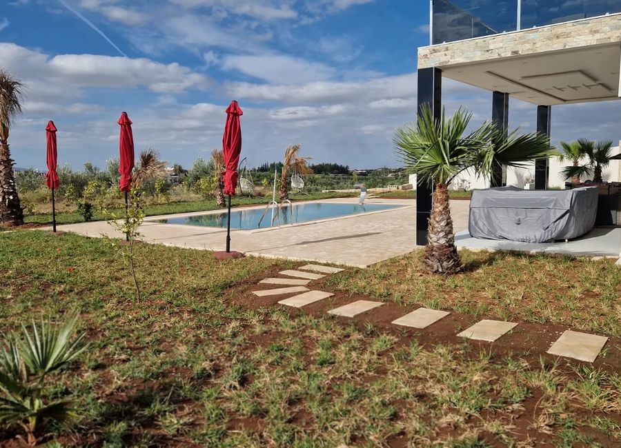 Photo 2 de Villa à louer
