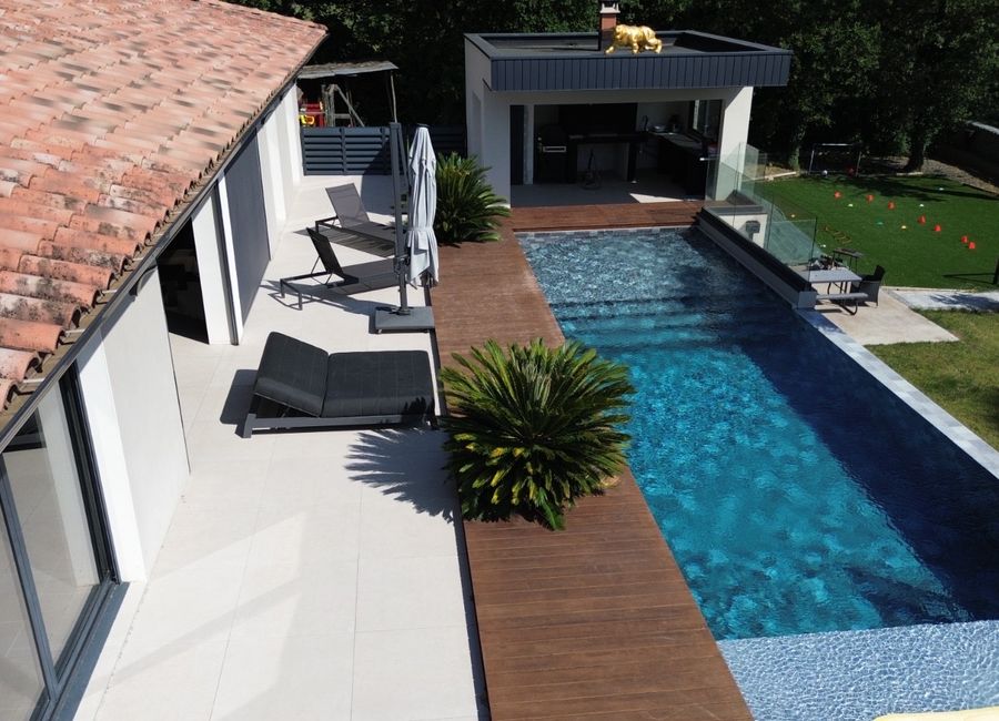 Photo 3 de Maison d’exception en montagne avec piscine à débordement