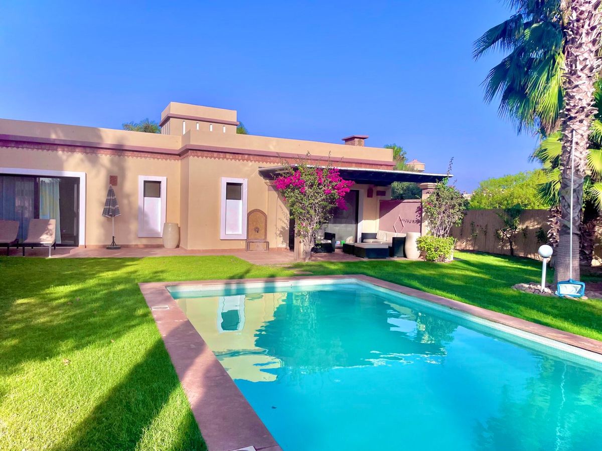 Photo de Villa piscine sans vis-à-vis