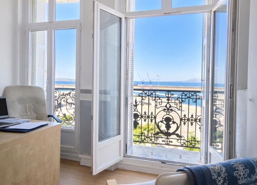 Photo 1 de APPARTEMENT VUE SUR MER