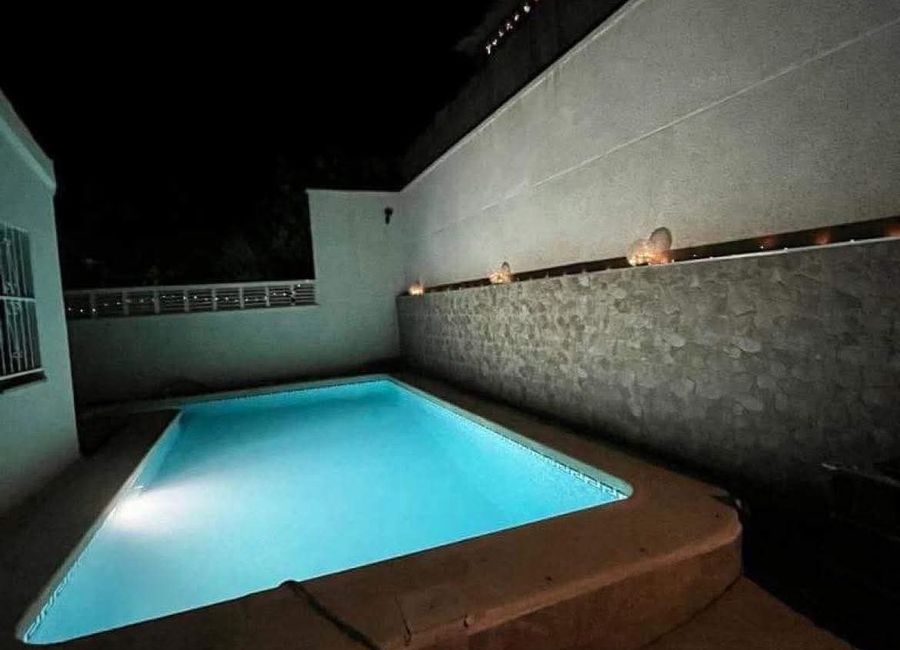 Photo 1 de villa avec piscine privée sans vis à vis 