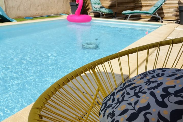 Appartement en rez-de-chaussée de villa