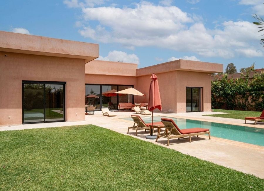 Photo 3 de Belle maison avec piscine à 15 min du centre