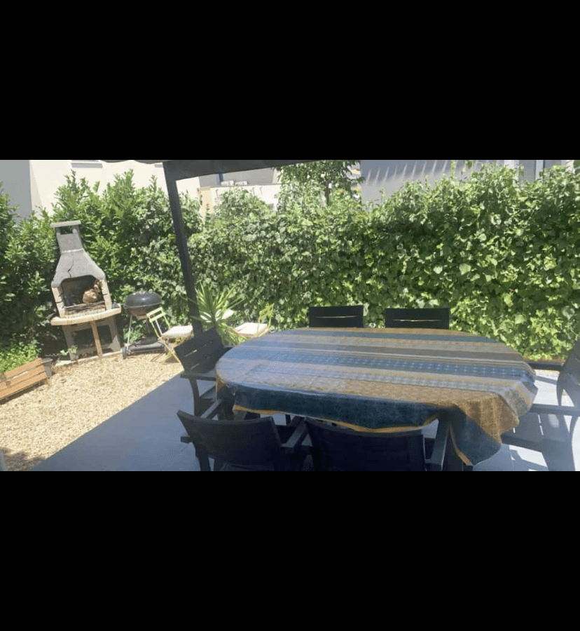 Photo de VILLA PISCINE 15mn DES PLAGES