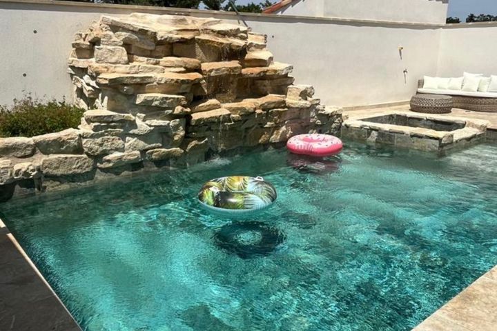 🌿 Deux mini villa avec piscine & jacuzzi à Tarascon 