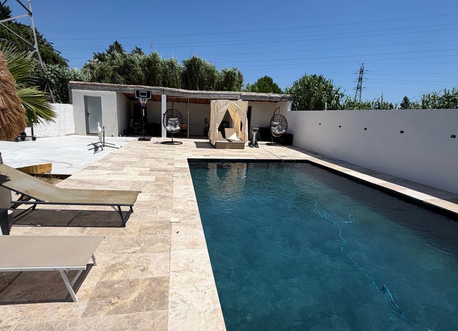 Photo 2 de Villa avec piscine sans vis à vis