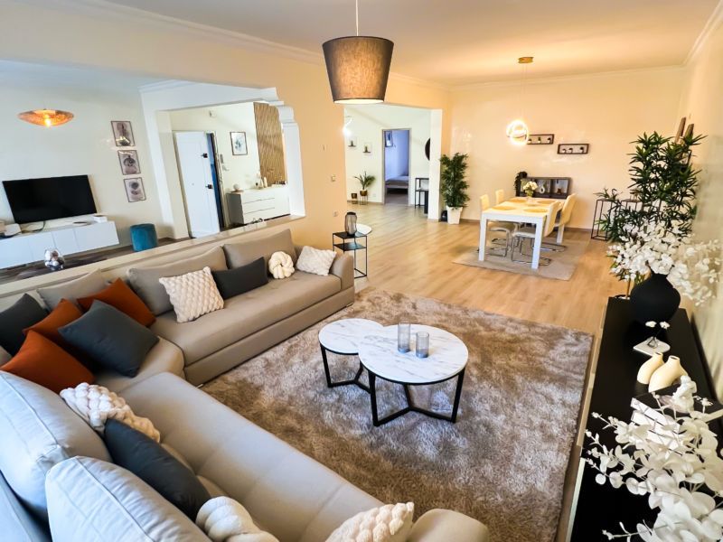Photo 1 de appartement de charme 140m2, centre ville climatisé centre tre ville 