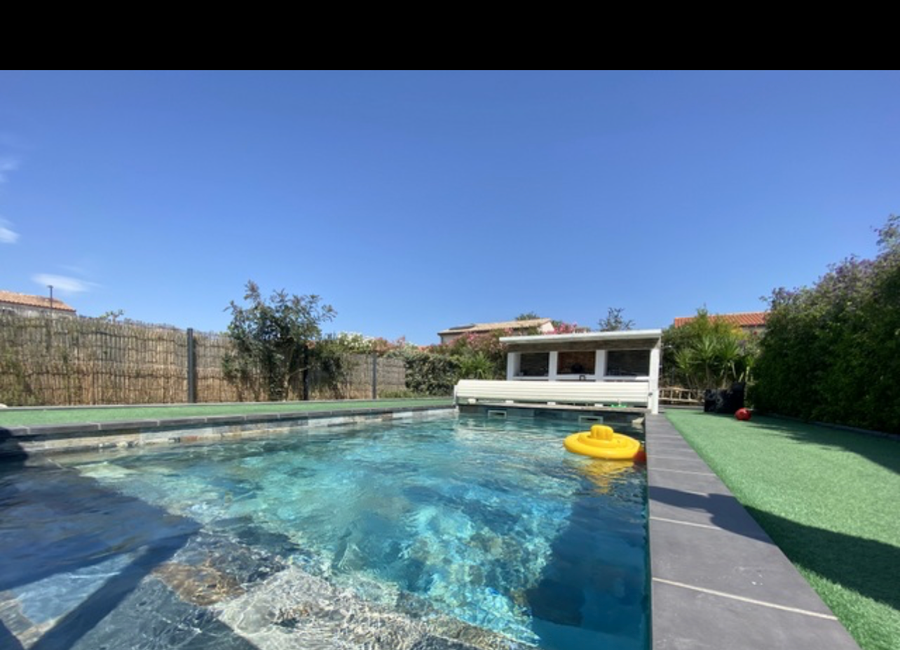 Photo 1 de villa avec piscine balinaise 8x4