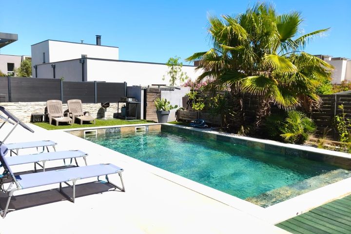 très belle villa avec piscine