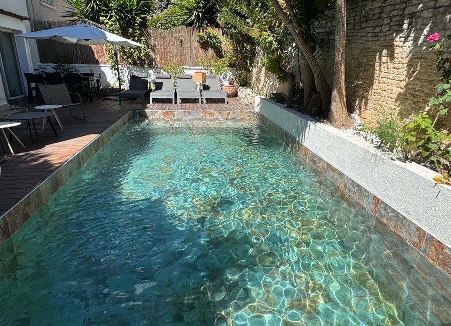 Photo 1 de Villa très spacieuse piscine privé en front de mer 