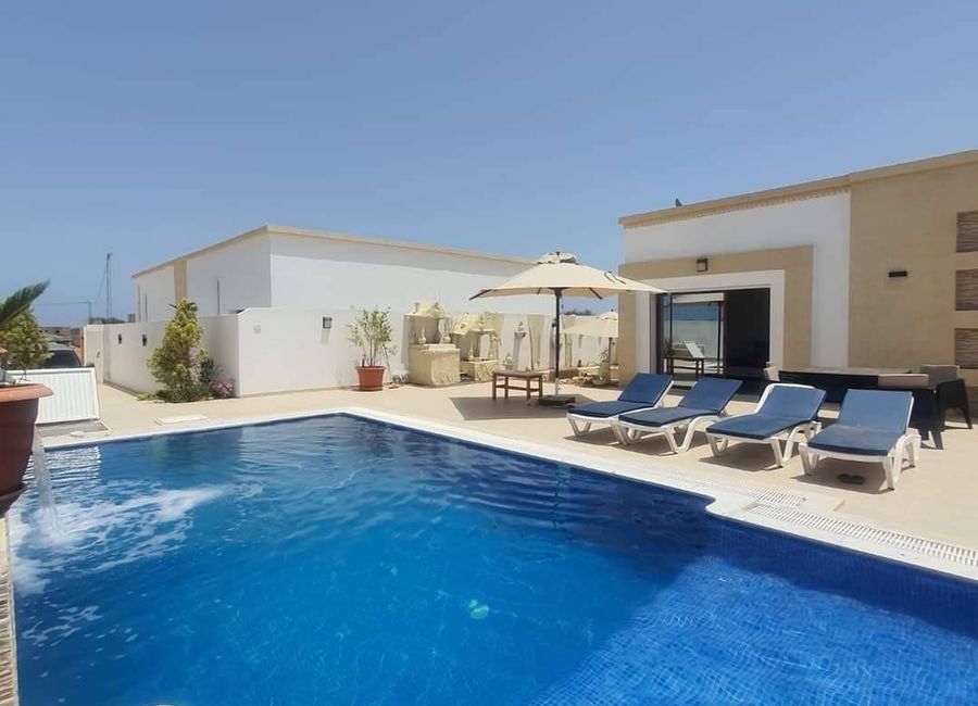 Photo 1 de location une jolie villa sur l'ile de rêve Djerba