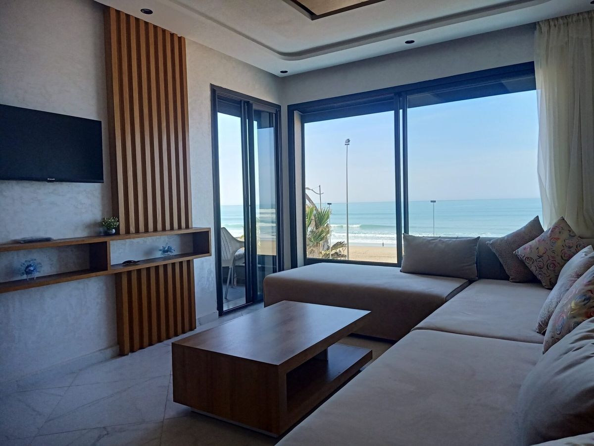 Photo de Bel appartement à Mehdia Beach avec une magnifique vue sur mer