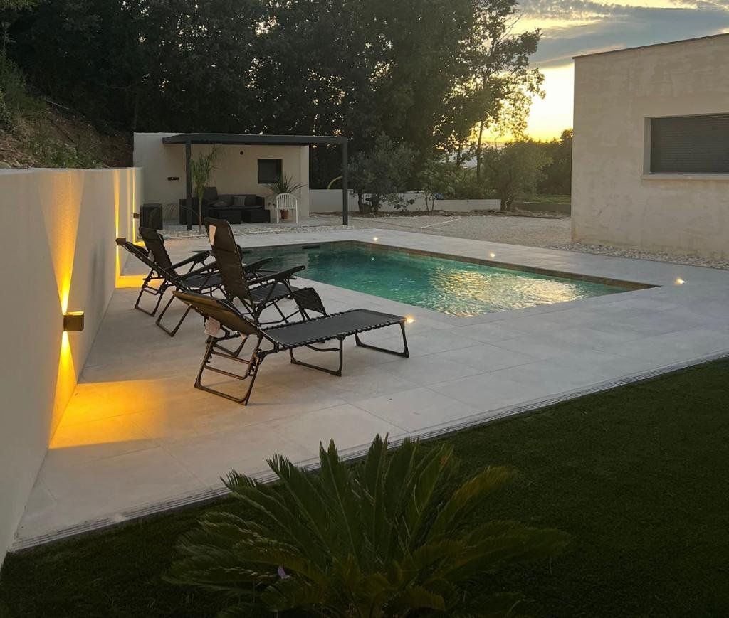 Photo de Location maison avec piscine sans vis-à-vis
