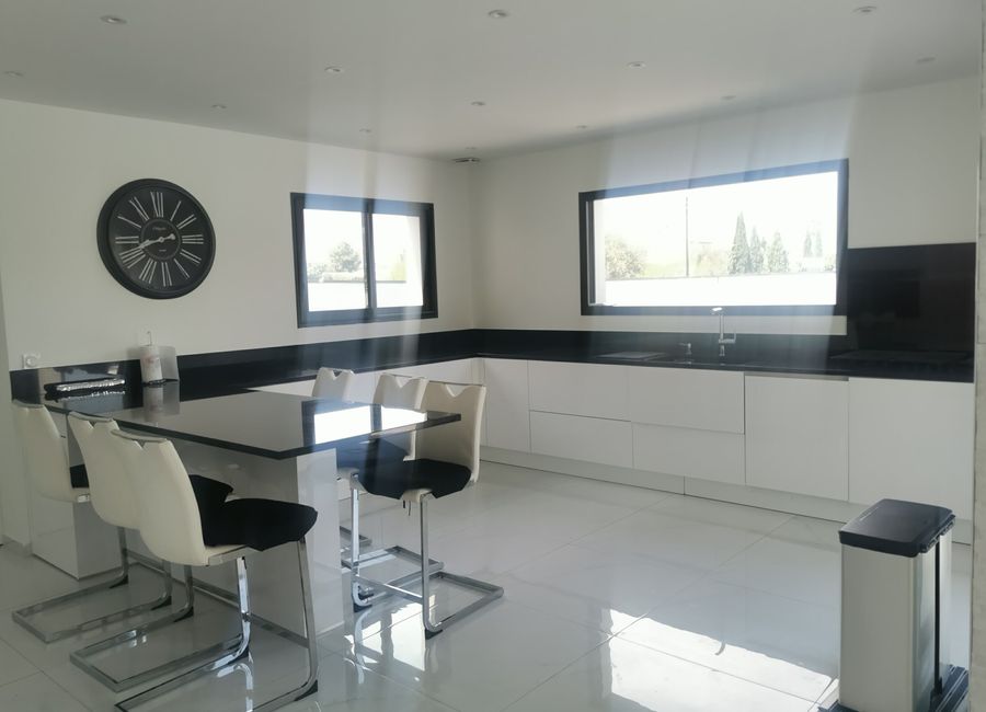 Photo 2 de ☀️ Maison familiale avec piscine privée & trampoline XXL – 5  personnes – Sud de la France