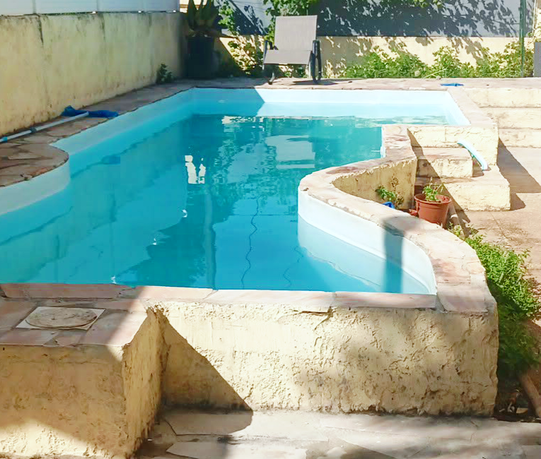 Photo 1 de location studio avec accès grand terrasse privatif calme et très bien desservi
