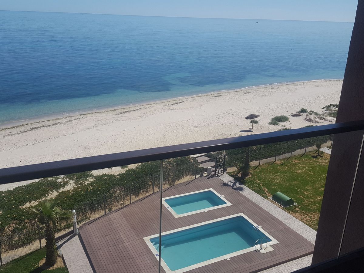 Photo de Appartement  moderne front de mer 