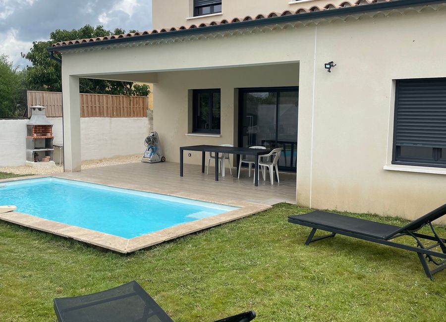 Photo 1 de villa avec piscine pierrelatte