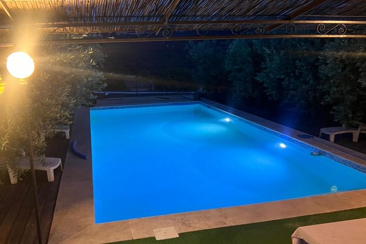 Villa avec piscine privée avec vue