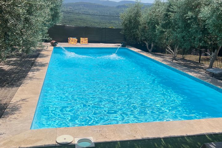 Villa avec piscine privée avec vue