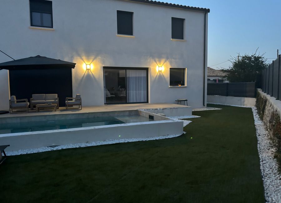 Photo 2 de villa/piscine contemporaine