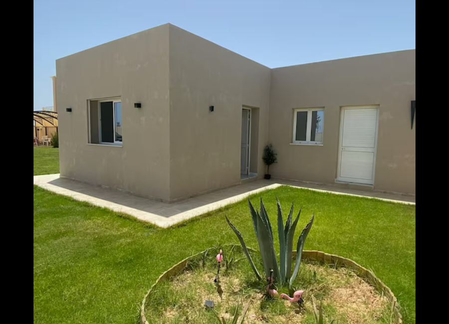 Photo 1 de élégante petite maison à louer 
