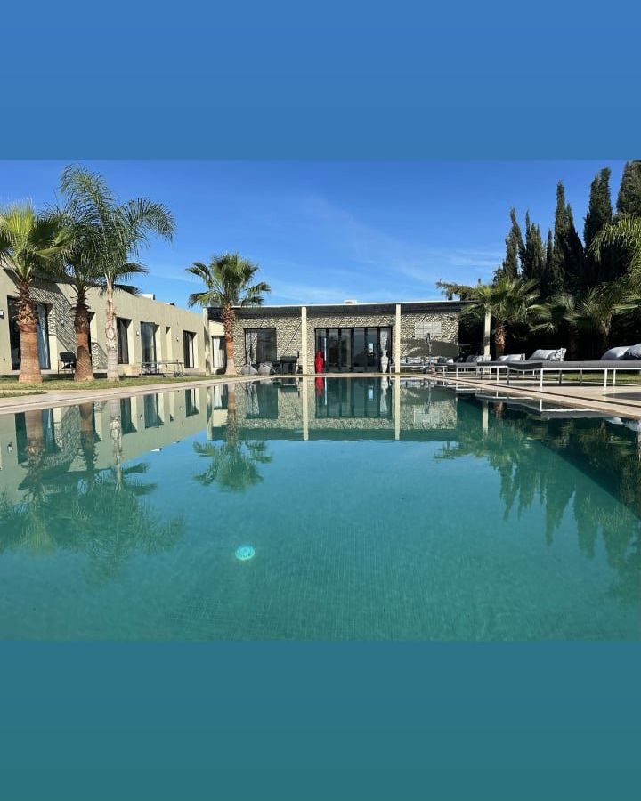 Photo de Luxueuse villa avec salle de jeux terrain foot