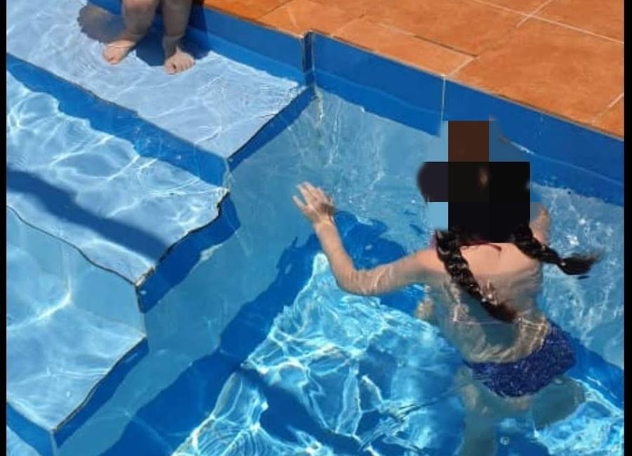 Photo 3 de jijel logement avec après midi de piscine 