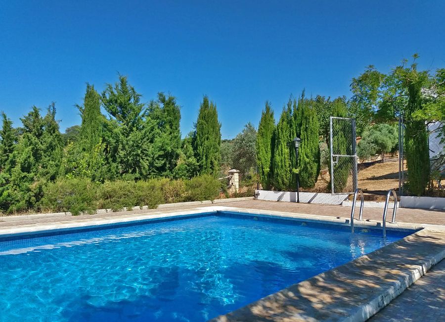 Photo 2 de Villa, style andalou, avec piscine privée à Cordoue, ensoleillée et pas de vis à vis