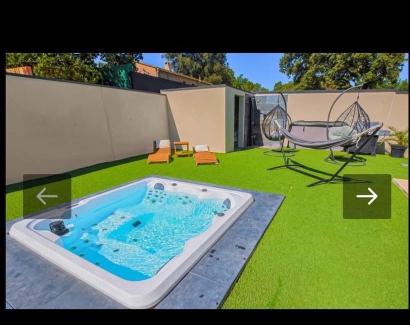 Photo 1 de villa avec piscine / Jaccuzi 