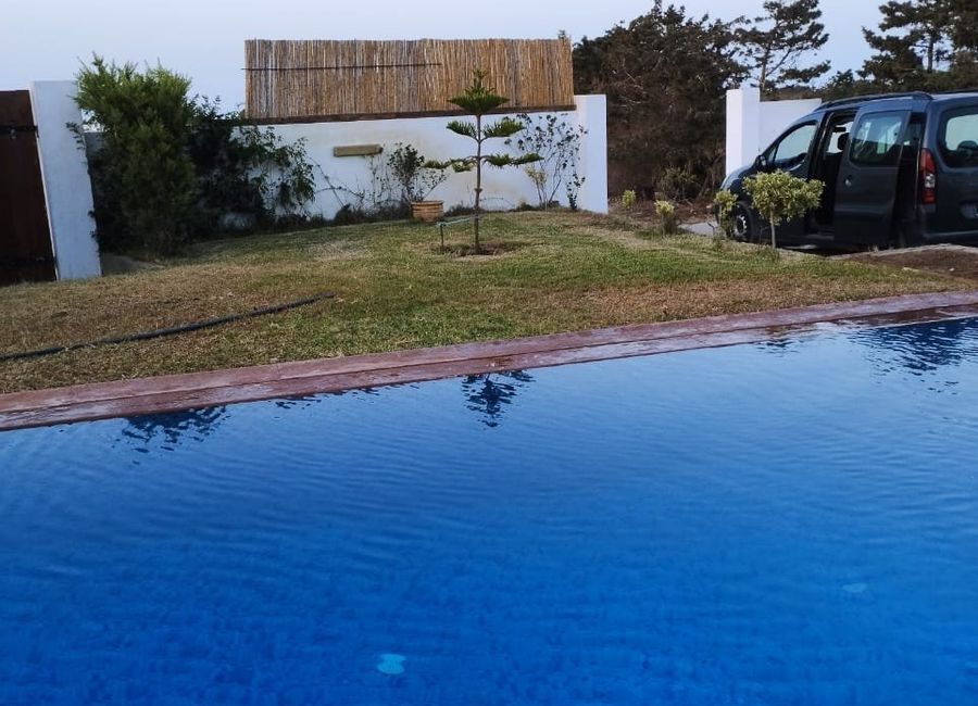 Photo 1 de Villa avec piscine a Kerkouen Tunisie